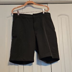 Lee Black Flat Front Shorts Classic Design